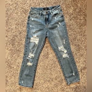 Judy Blue Bleach Mid Rise Boyfriend Jeans